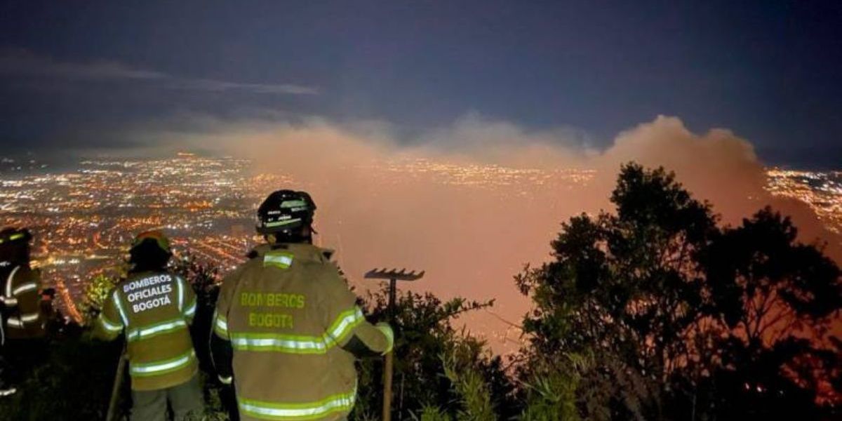 Incendio en cerros orientales de Bogotá