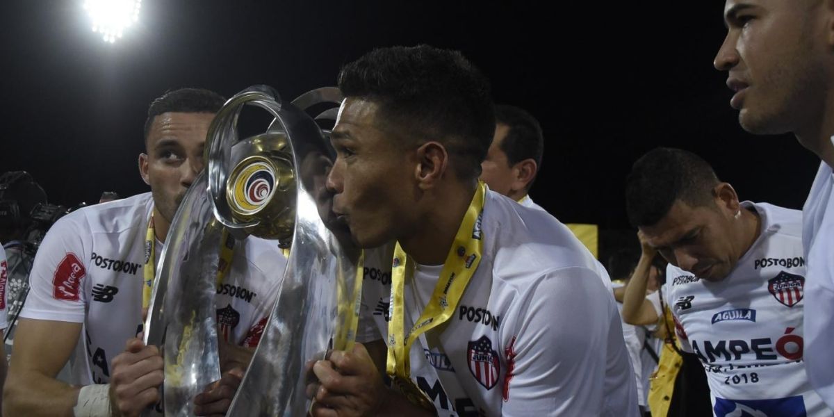 Teófilo fue campeón en cinco oportunidades con Junior.