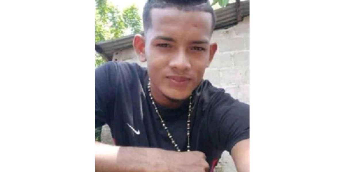 Alexander Lozano Hoyos