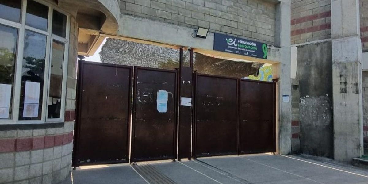 Cortesía El acto fue reprochado por la comunidad educativa.