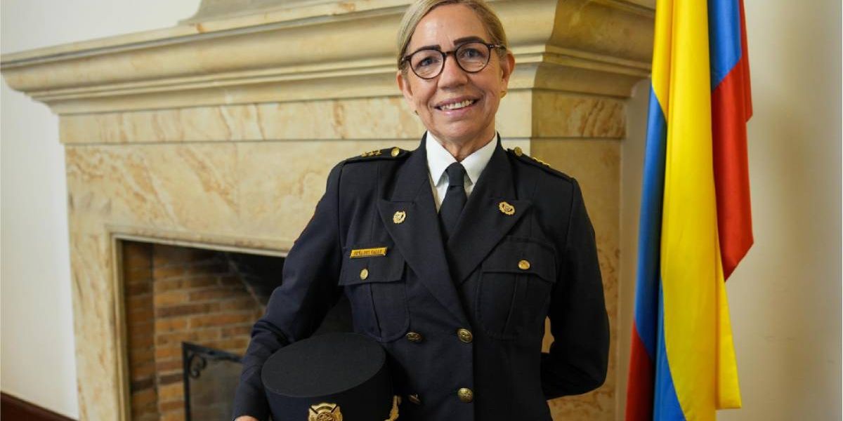 X Lourdes Peña Del Valle.
