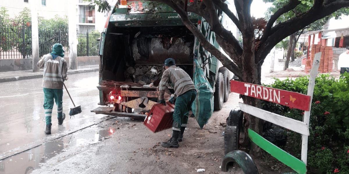 Ya fue activado un plan de contingencia Bloqueos en la vía afectan servicio de recolección de residuos