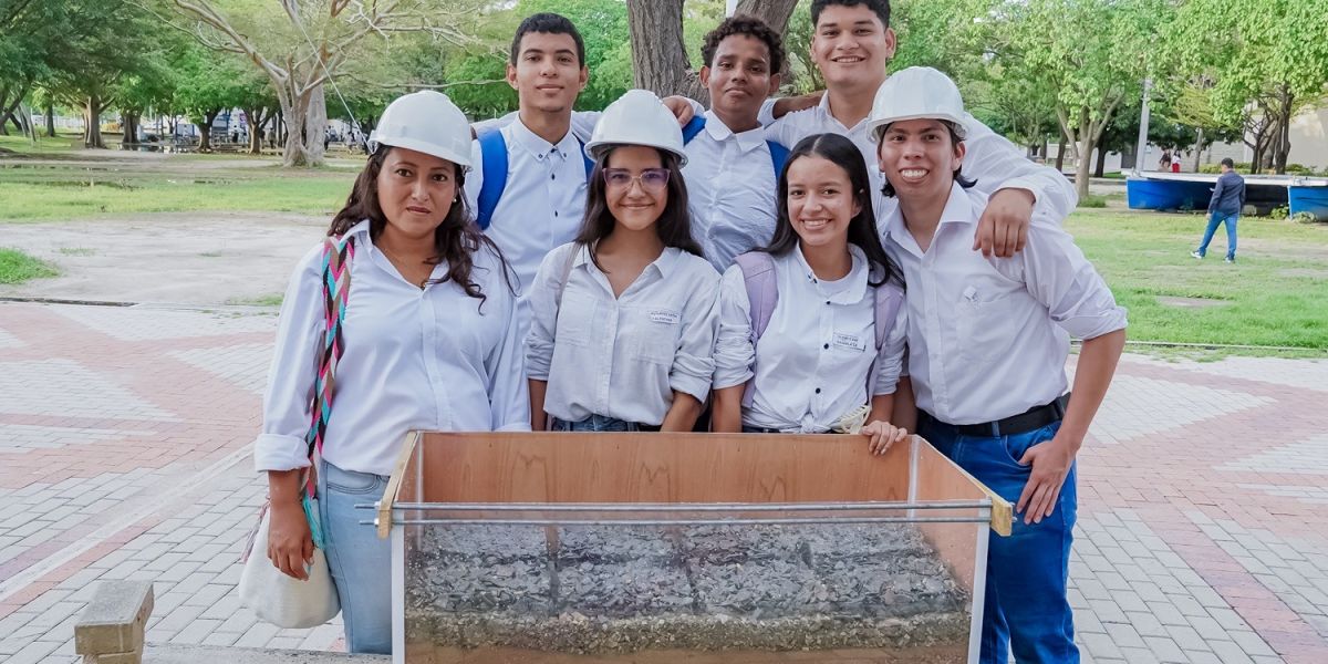 Estudiantes de ingeniería de la universidad del magdalena 