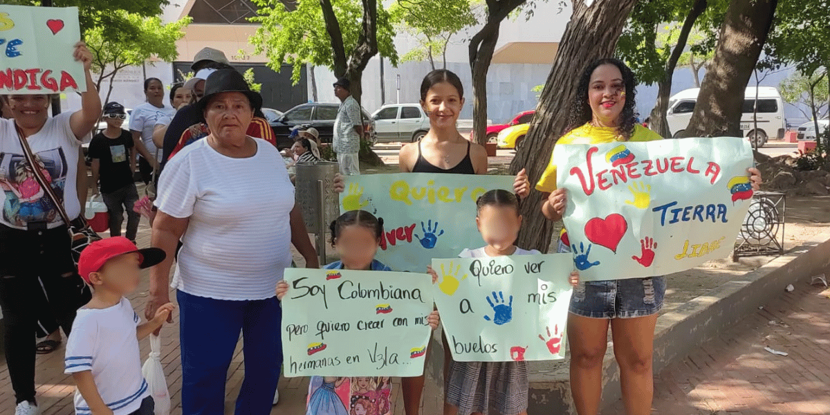 Foto: Seguimiento Venezolanos en Santa Marta claman por el regreso de la democracia en su país