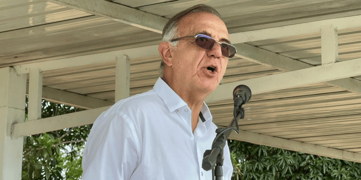 Foto: Zonacero Ministro de Defensa, Iván Velázquez