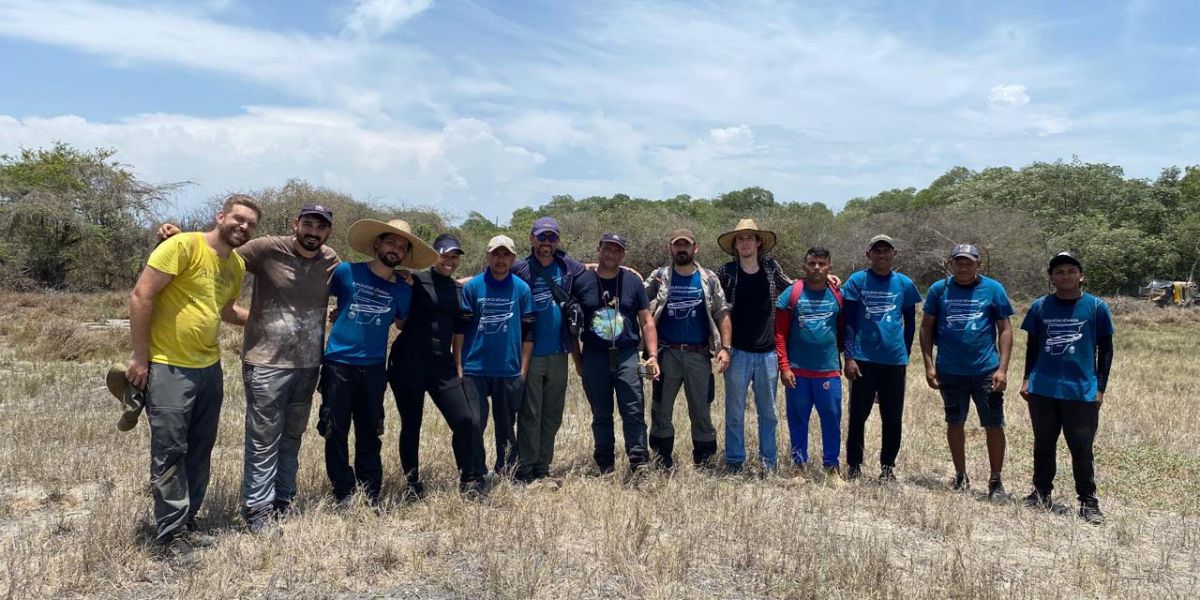 nvestigadores de UNIMAGDALENA y de la Universidad de Cádiz en trabajo de campo en la Ciénaga Grande de Santa Marta.