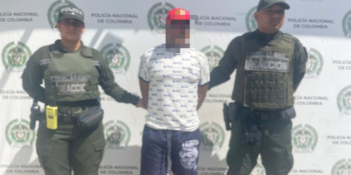 Policía Metropolitana de Santa Marta. Capturado.