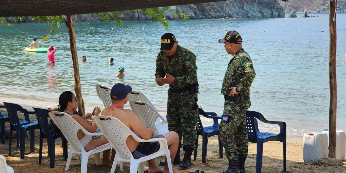 Operativos en playas de Santa Marta.