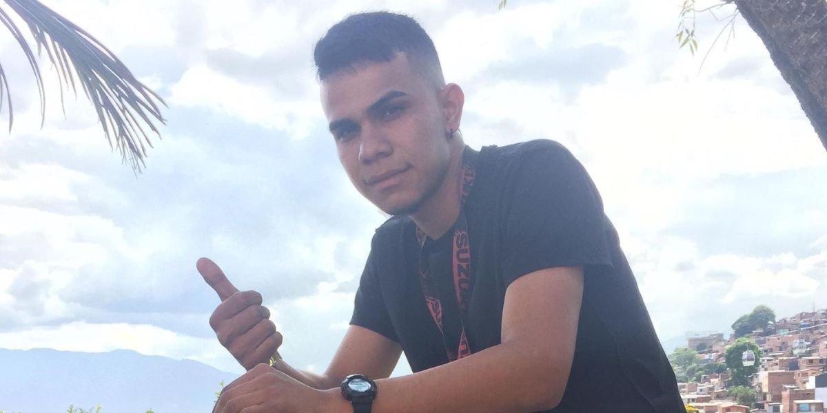 Facebook. Jhonny Andrés Garizábalo.