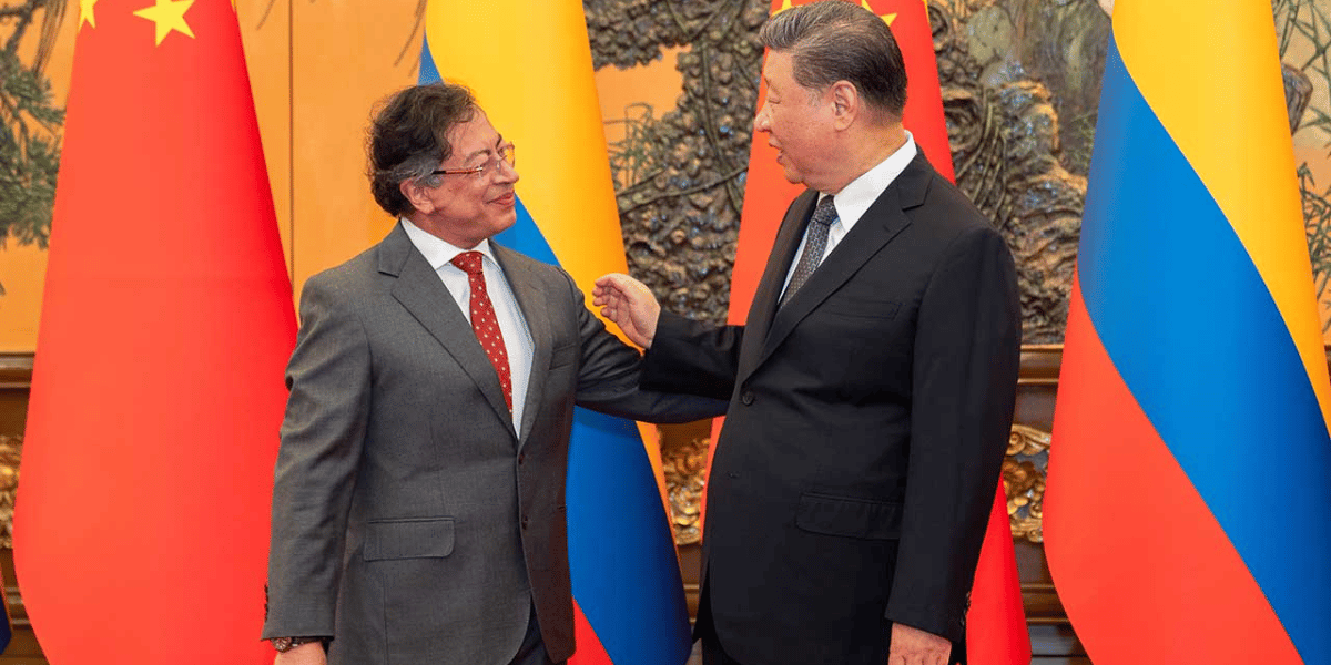 Gobierno Petro firma acuerdo con China para ingresar a la Ruta de la Seda