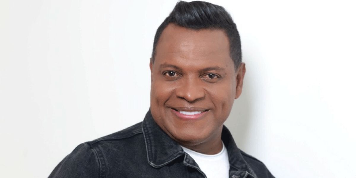 Redes Sociales Omar Geles.