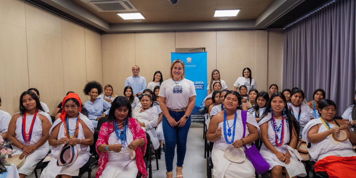 Alcaldía de Santa Marta forma a 60 mujeres indígenas en emprendimiento y cultura empresarial