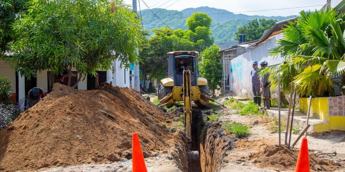 obras de alcantarillado en el barrio La Paz