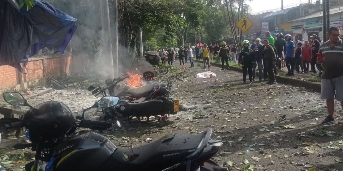cortesía. Ataque contra la estación de Policía de Meléndez