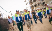 El rector de la Universidad de Magdalena, Pablo Vera Salazar y la ministra de Educación Nacional, Yaneth Giha Tovar recorrieron las obras que se adelantan en la Institución. 