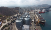 El puerto de Santa Marta ahora cuenta con una batería de 11 silos para granel.