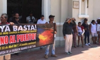 Manifestantes durante su protesta el pasado sábado.