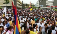 Buenaventura sigue protestando por lo que considera el olvido del Gobierno Nacional hacia sus ciudadanos.