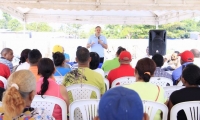 Edgardo Pérez, alcalde de Ciénaga, socializando la continuación del Parque del Sol