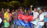 La Garra Samaria se congregó en el Estadio Eduardo Santos para ensayar su apoyo al equipo. 
