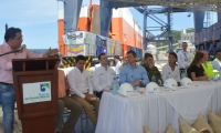 Alcalde Rafael Alejandro Martínez, durante su intervención en el Puerto de Santa Marta.