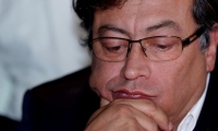 El Nuevo Siglo. Gustavo Petro, senador.