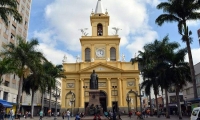 Un hombre abrió fuego el martes durante una misa en la Catedral Metropolitana de Campinas.