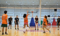 Voleibol en las Olimpiadas Interbarrios.