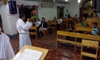 En la parroquia de Minca realizaron misa para celebrar el cumpleaños de Alít David.