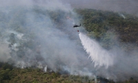 El  incendio ha dejado al menos 1.035 hectáreas quemadas.