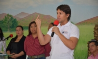 Intervención del candidato Rubén Jiménez, durante el recorrido. 