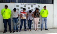 Cuatro de los capturados por fraude en la Universidad del Magdalena.