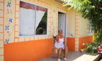 Durante la jornada, los residentes del Bálsamo pintaron las fachadas de sus casas.