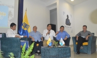 En el panel estuvo, además del rector Vera y el alcalde Martínez, el rector de la U. Sergio Arboleda, Alfredo Méndez, y el director de la Cámara de Comercio, César Riascos. Moderó Lucas Gutiérrez de Santa Marta Cómo Vamos.