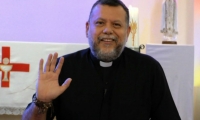 Padre Alberto Linero.