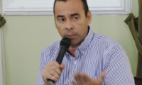 Diputado Edward Torres.