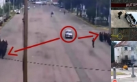 Imágenes muestran que el vehículo pasó entre dos pelotones sin ser detenido, antes de la explosión.