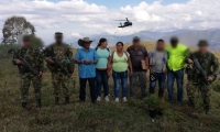 El padre y dos tías de la menor fueron capturados por el hecho.