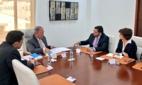 Reunión entre el Alcalde de Santa Marta, el Secretario de Seguridad y el Ministro de Defensa.