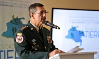 El Comandante del Ejército, general Nicacio Martínez