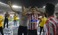 Teófilo Gutiérrez, delantero de Junior, celebra el gol del triunfo.