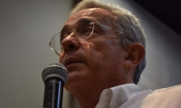 Álvaro Uribe.