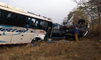 Así quedaron los vehículos involucrados en el accidente, en el punto conocido como El Minuto, cerca de Aguachica.