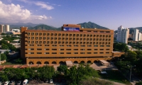 Foto aérea de la sede del hospital Julio Méndez Barreneche.