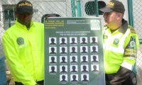 Este el cartel con los alias de los 23 sicarios más buscados en Santa Marta. 