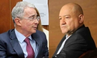 Álvaro Uribe Vélez y 'Carlos Antonio Lozada'.
