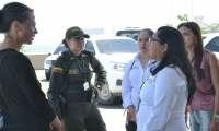 Aneta Ernest, extranjera que permanece en el Aeropuerto Simón Bolívar.