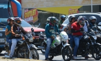 Propietarios de buses aseguran que las motos son las causantes de la mayoría de los accidentes de tránsito.