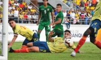 Momento del gol anulado a Ménder García.