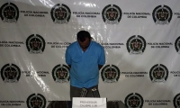  El capturado fue identificado como Pedro Acevedo Mantilla, de 49 años de edad.